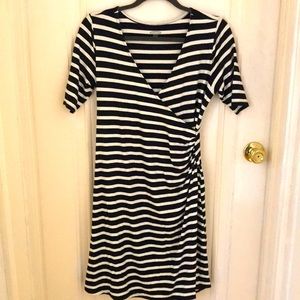Old Navy Maternity Dress